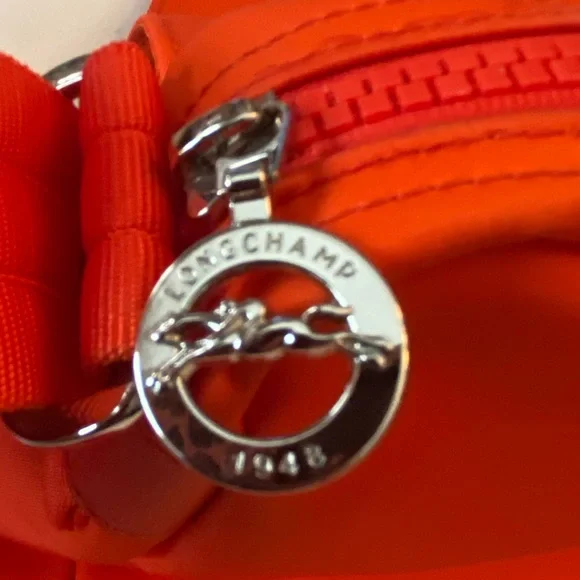 Longchamp Le Pliage Messenger Bag Crossbody Bag in Orange - Picture 3 of 13